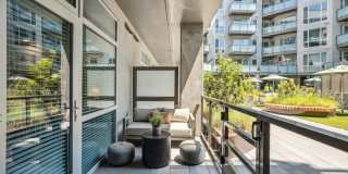 Link Apartments Four12 Gallery 14