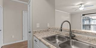 Westshore Colony Apartments Gallery 6