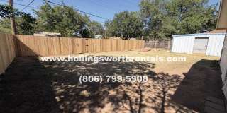 Large 3 bedroom 1.5 bath w/ 2 living areas, bonus room and Laundry room Gallery 15