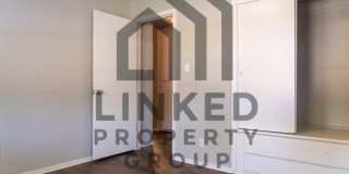 NEWLY RENOVATED 2 BEDROOM HOME! Gallery 13