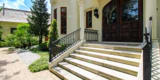 ** AQUALANE SHORES CUSTOM-DESIGNED 4 BEDROOM/5.5 BATH PRIVATE POOL HOME ** SEASONAL ** LUXURY ** AMAZING WATER VIEW ACCESS TO GULF OF MEXICO ** Gallery 11