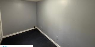 1576 David Street Gallery 17