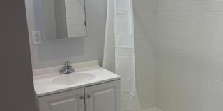 37 6Th St Gallery 21