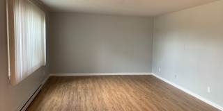 ES2275 -Eagle Rock Apartments Gallery 1