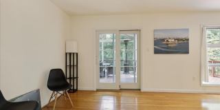 ONE LEVEL LIVING!! in Potomac 4-5 bed 4 baths / Close in Potomac Gallery 14