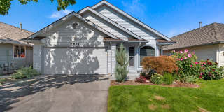 Available Now-3bd, 2b Home near Greenbelt in Garden City Gallery 1
