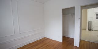 5411-5421 S. Ellis Avenue Gallery 31