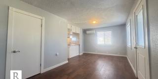 Cute & Cozy Cottage 1 Bedroom / 1 Bath - New Remodel Gallery 11
