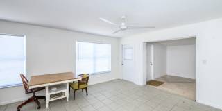 CENTRAL LOCATION IN PORT CHARLOTTE CENTRAL LOCATION IN PORT CHARLOTTE Gallery 6
