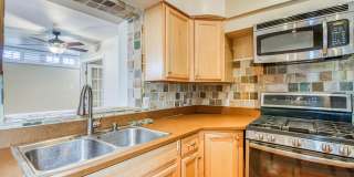 1701 ELM Street Gallery 17