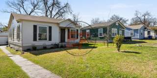 2712 Lyle Avenue Gallery 3