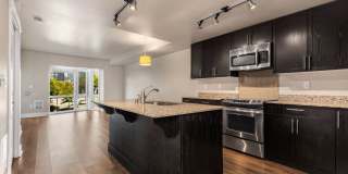 Modern 1-Bedroom + Den Condo with Parking, Storage & Rooftop Access – Marselle Condominiums Gallery 3