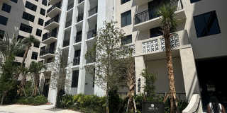 2555 Northeast 179th Street Gallery 1