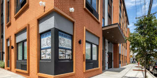 39 Madison Street Gallery 2