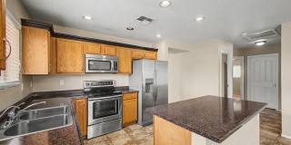 33856 N Cherry Creek Road Gallery 7