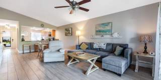 4143 Palm Forest Drive N Gallery 8