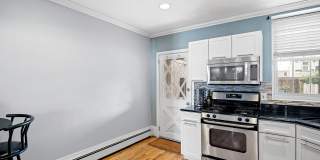 147 East St Gallery 16