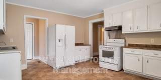 522 Perry Avenue Gallery 15