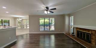 Cozy 2-Bedroom, 2-Bath Condo Nestled in Cary Gallery 5