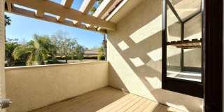 Upper Level Condo in Gated Vista Way Village! Gallery 5