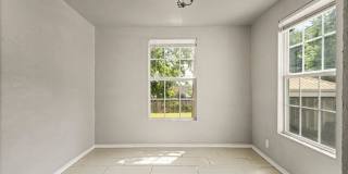 House Available for Rent! Gallery 31