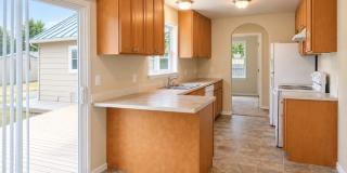 912 Cascade Avenue Gallery 1