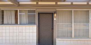 Renovated Tropic Gardens Town House for rent! Gallery 25