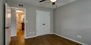 Essex Square Apartments Gallery 14