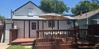 Beautiful Renovated Historical Home by Downtown SA! Gallery 43