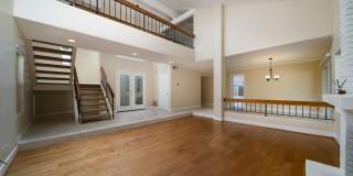 34 Columbus Gallery 5