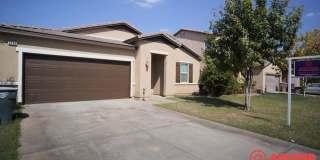 Charming 3 bedroom Home In Southwest! Gallery 1