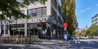 The Pearl Apartments Gallery 35