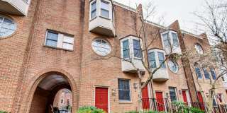 COMING SOON! 2-level Updated 1bed/1bath with Garage! Gem in Dupont! Gallery 1
