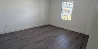 723 Ivan Avenue S unit: 723 Gallery 28