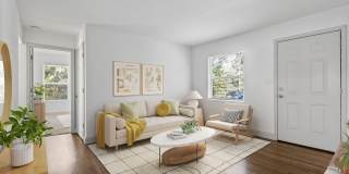 214 Randolph Gallery 4