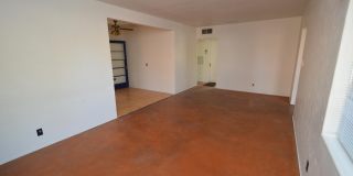 1708 E Spring Street Gallery 7
