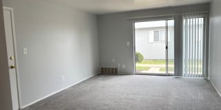 Embassy West Apartments Gallery 7