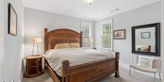 355 6th Street NE Gallery 27