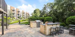 Lakeside Flats Gallery 11