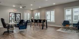 View High Lake Apartments Gallery 4