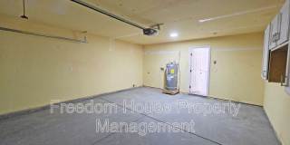 670 Bourbon Street - 2 Gallery 19