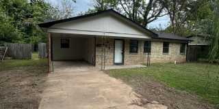3 Bedroom and 1.5 Bathroom home. Gallery 1