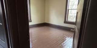 Newly Renovated 4 Bedroom Home Gallery 17
