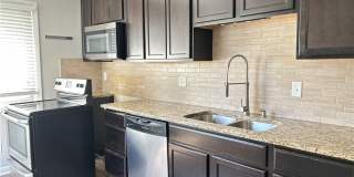 5914 Rustlewood Drive Gallery 6