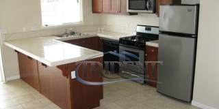 3 bedroom, 2 1/2 bath halfplex/townhouse Gallery 13