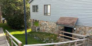 Cute Studio, Big Porch, Great Location! Gallery 14
