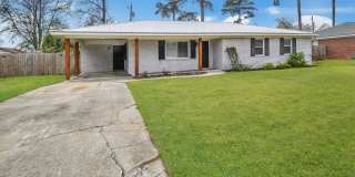 Fully Furnished Mid or Long Term Home on Whitemarsh Island! Fully Furnished Mid or Long Term Home on Whitemarsh Island! Gallery 4