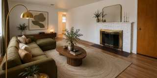 3bd/1.5ba with yard and garage next to Shoreline Light Rail station! Gallery 1