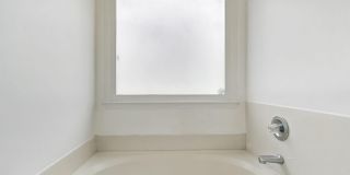 4905 Knightsbridge Way Gallery 16