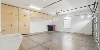8451 E HIGH POINT Drive Gallery 29